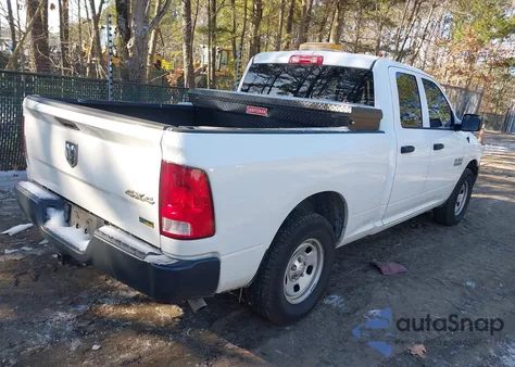 2017 Ram 1500 Tradesman 4X4 6'4 Box z USA, uszkodzony, nr VIN 1C6RR7FGXHS738261